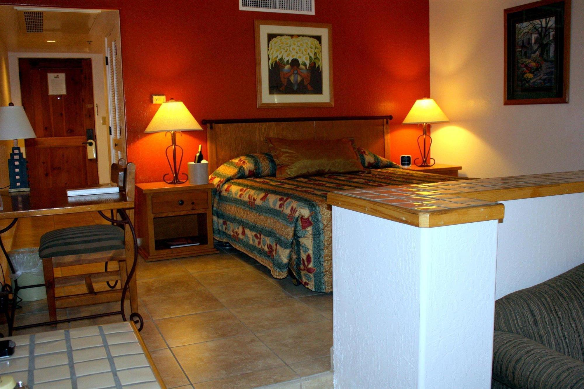 Gold Canyon Golf Resort Room photo
